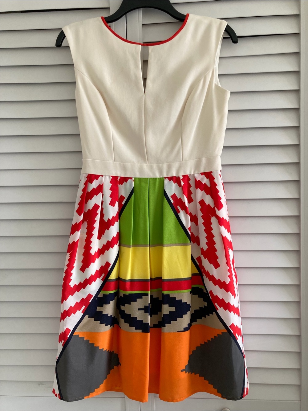 Ellen Tracy Cream Dress with Multicolor Trim